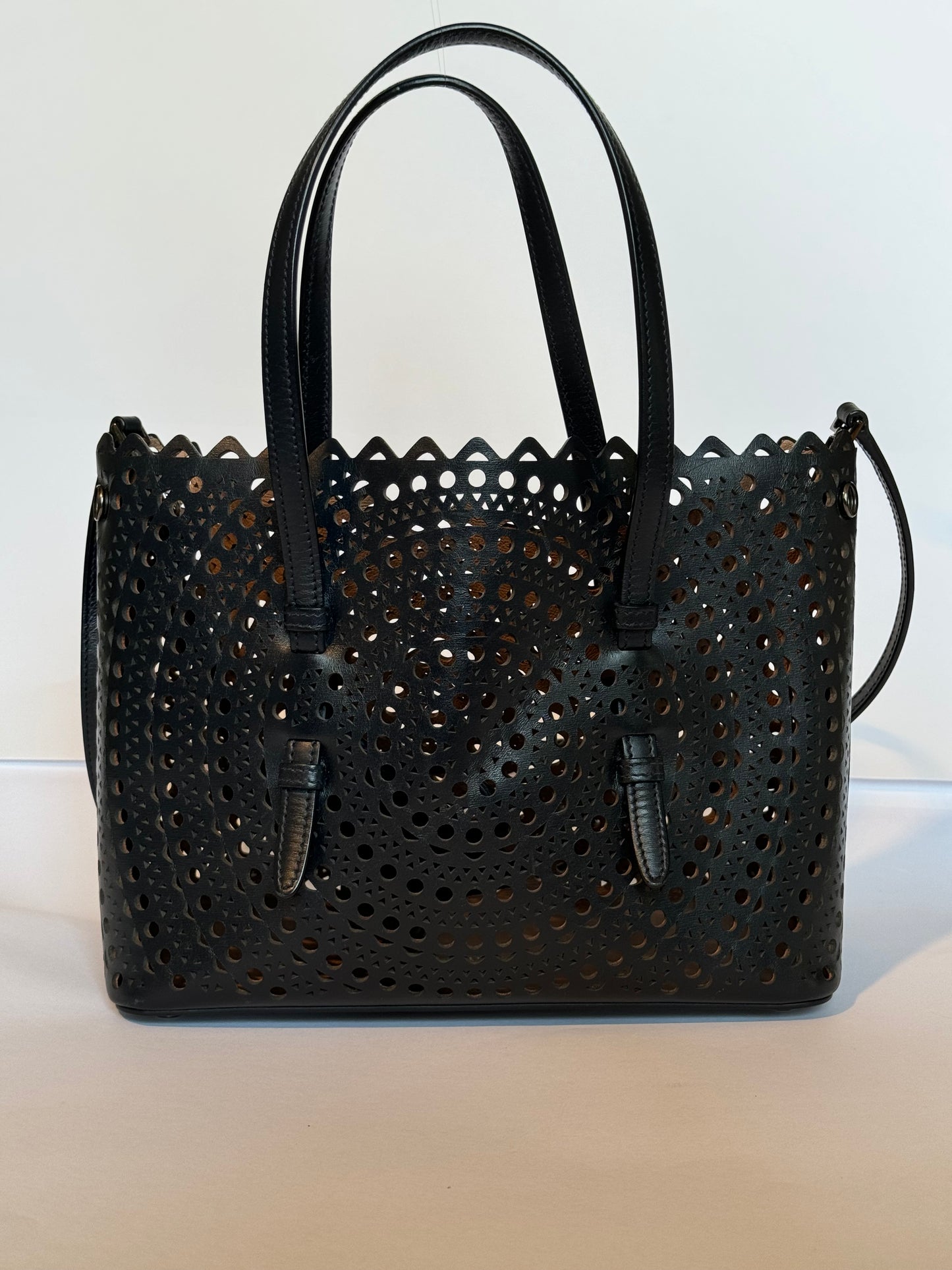 Alaïa Mina 32 Bag In Vivienne Calfskin